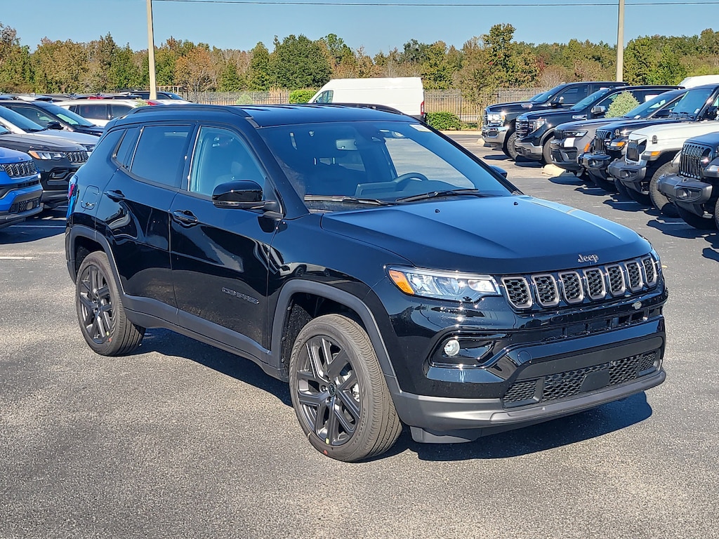 New 2026 Jeep Compass LIMITED ALTITUDE 4X4 Sport Utility