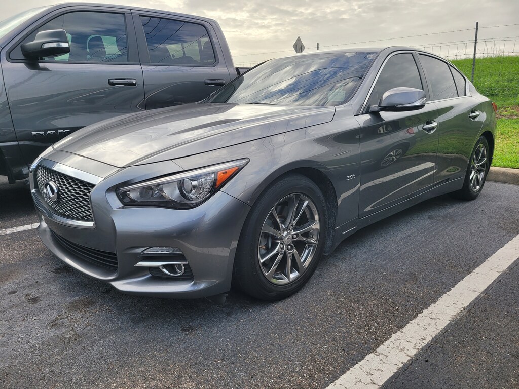 Used 2017 INFINITI Q50 3.0t Signature Edition Sedan