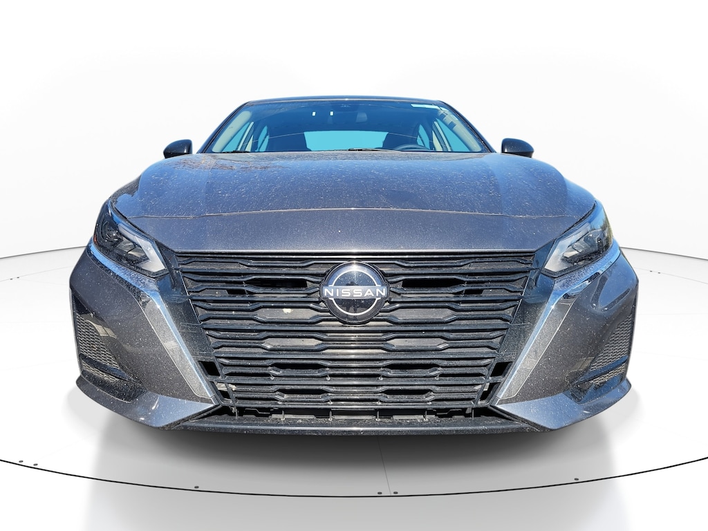 Used 2025 Nissan Altima SV Sedan