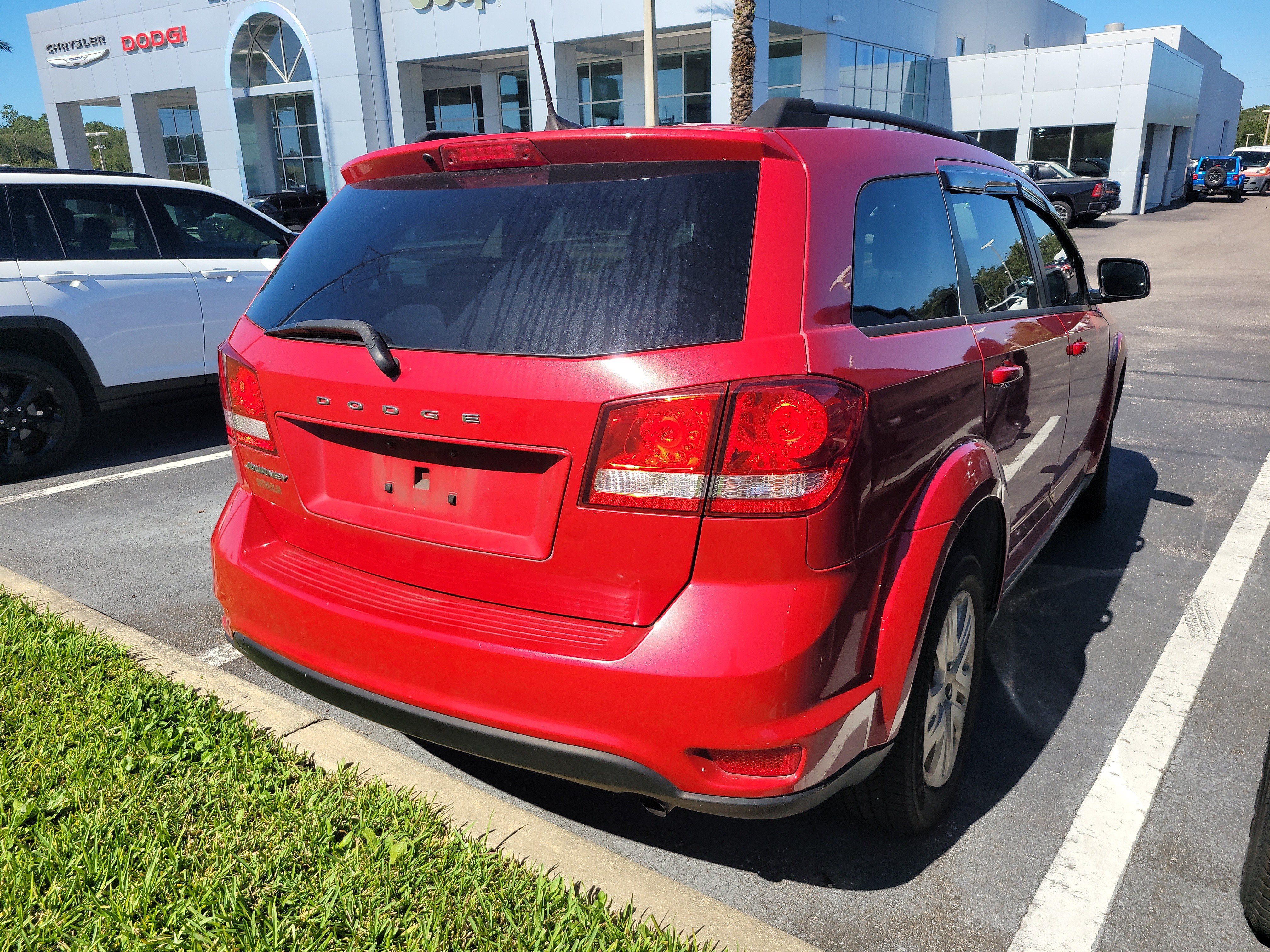 Used 2019 Dodge Journey SE SUV
