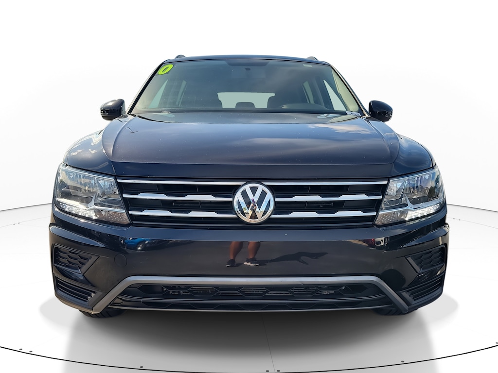2020 Volkswagen Tiguan S photo 2