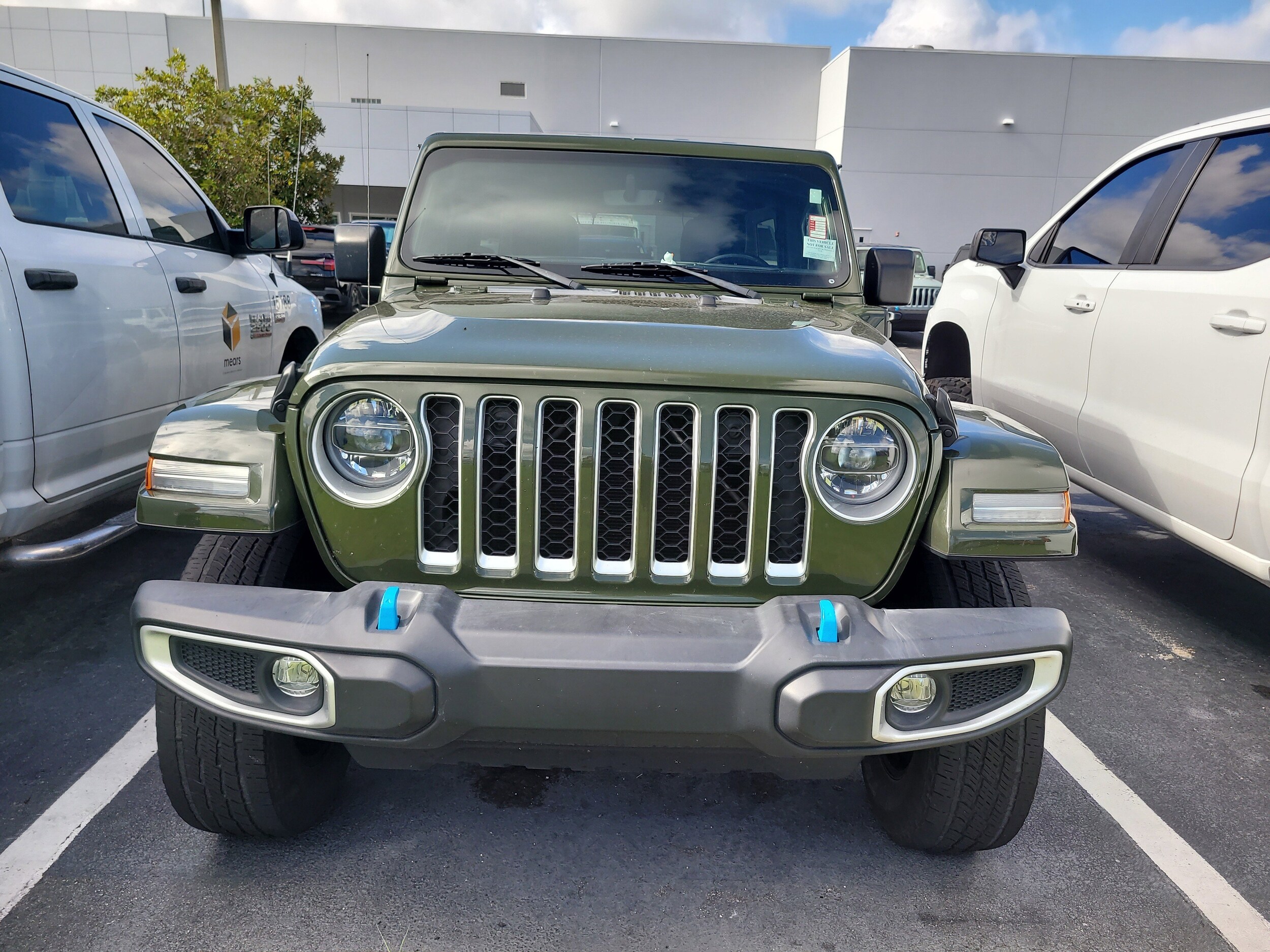 2022 Jeep Wrangler 4xe Unlimited Sahara photo 2