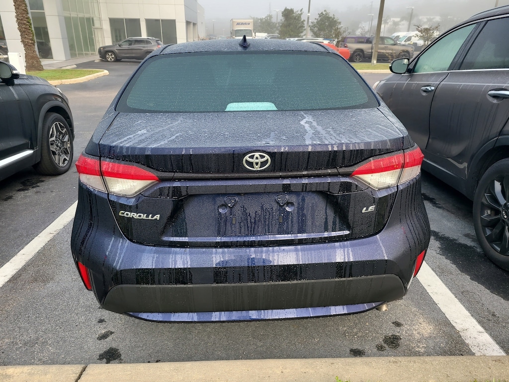 Used 2022 Toyota Corolla LE Sedan