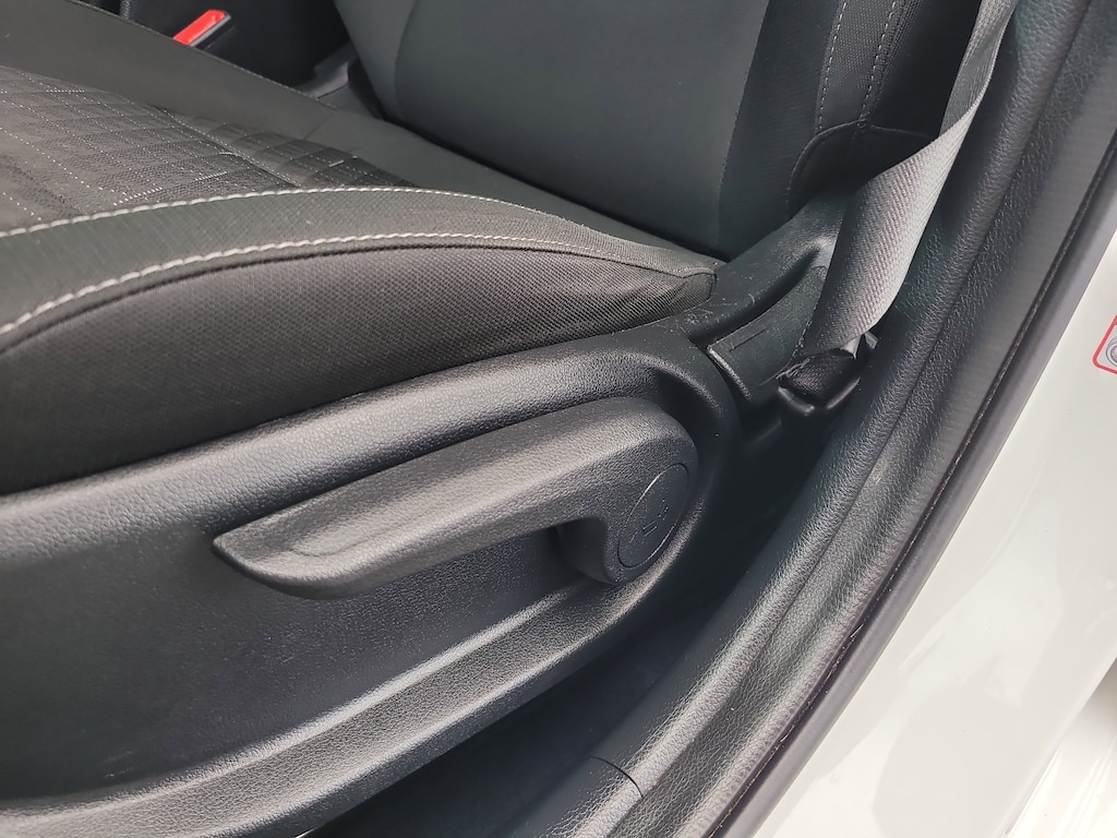 2022 Kia Rio S photo 16