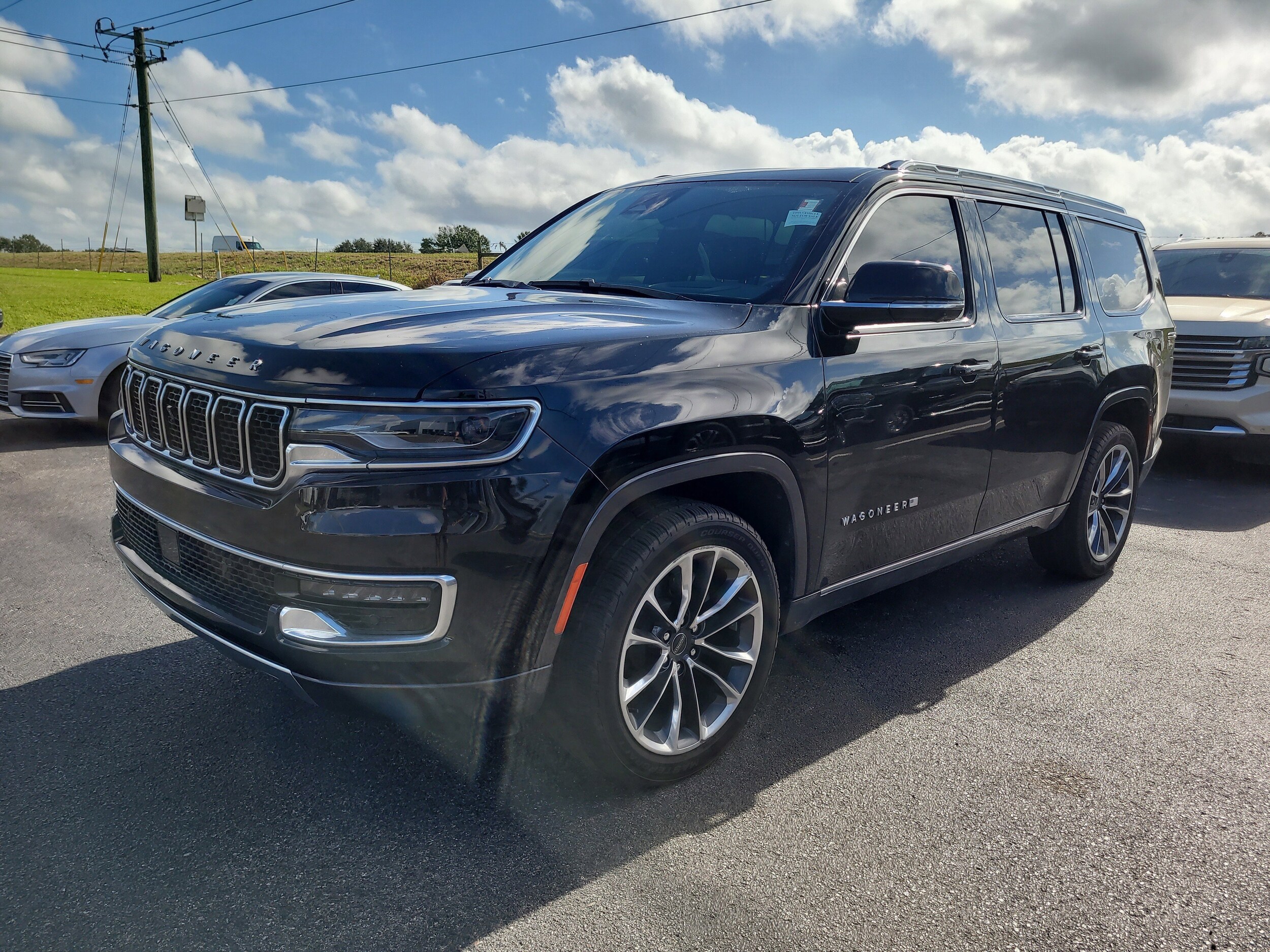 2022 Jeep Wagoneer Series III photo 3