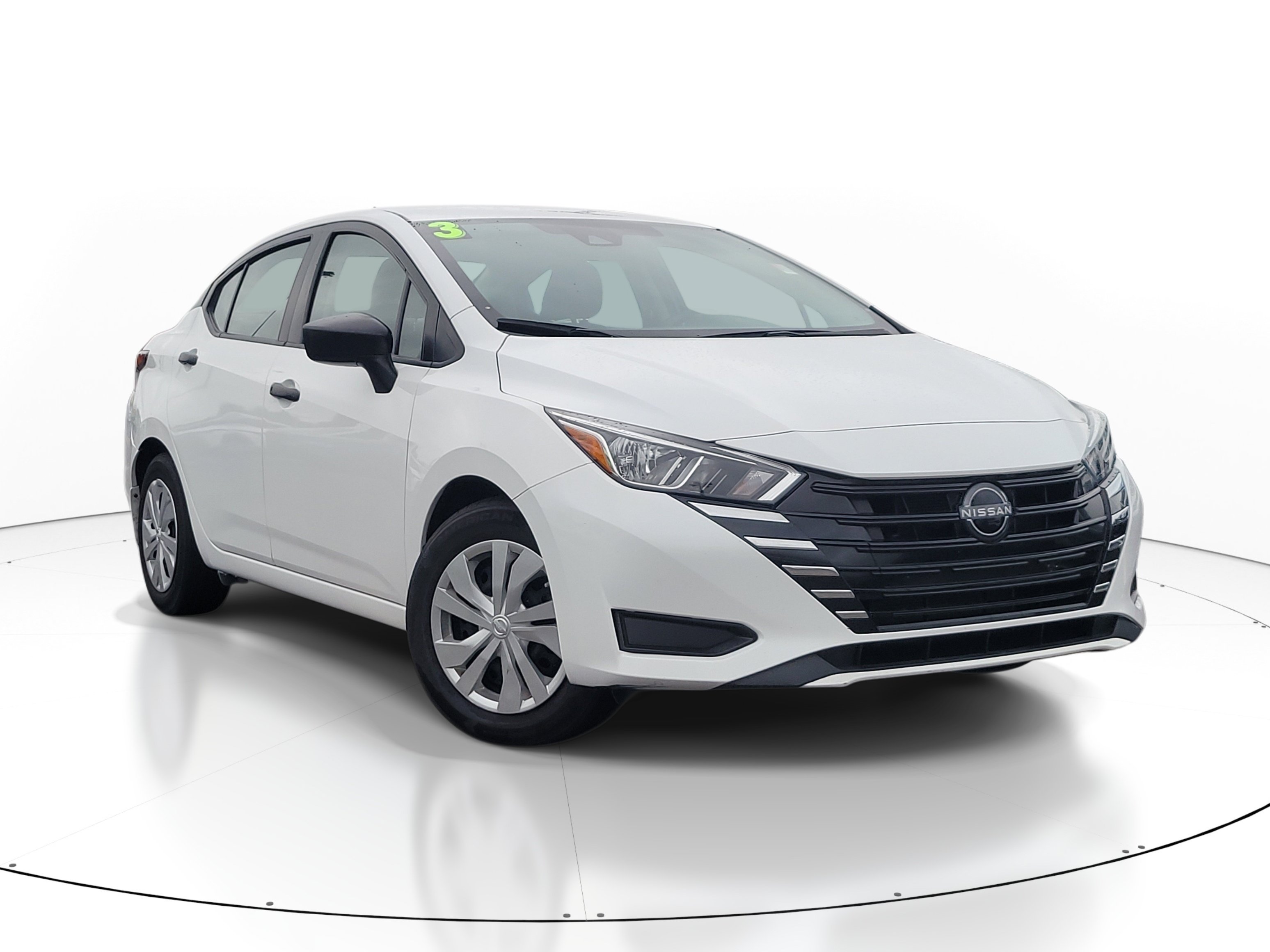  Nissan Versa