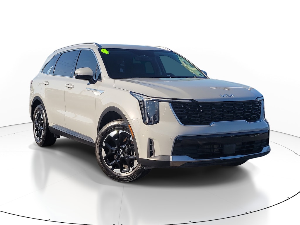 Used 2024 Kia Sorento S SUV
