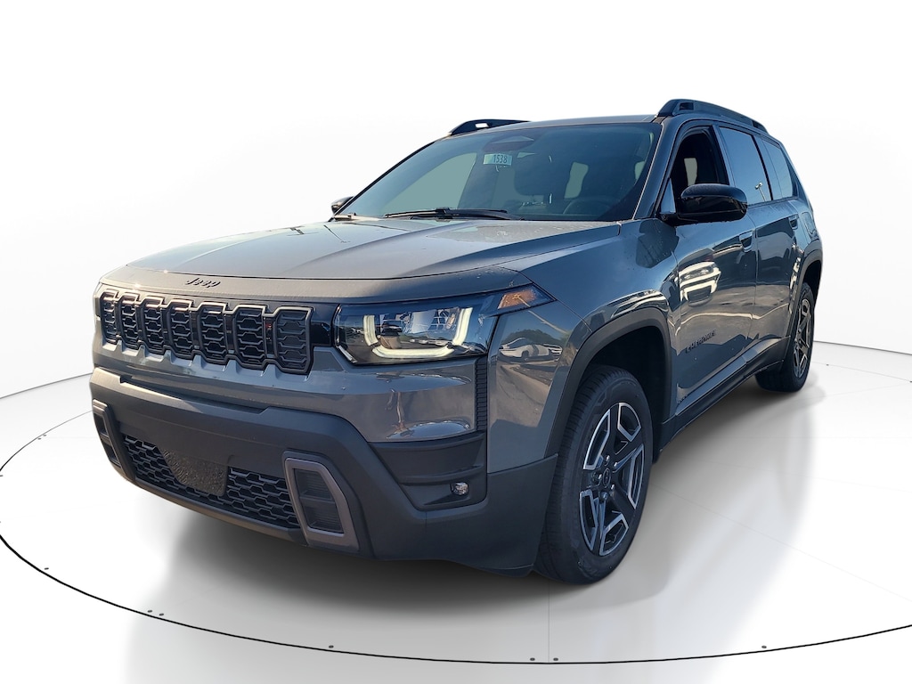 New 2026 Jeep Cherokee Laredo 4x4 Sport Utility