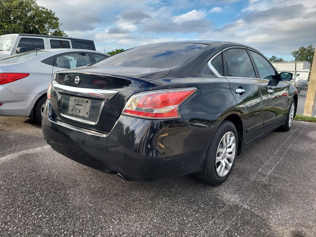 Used 2015 Nissan Altima 2.5 S Sedan