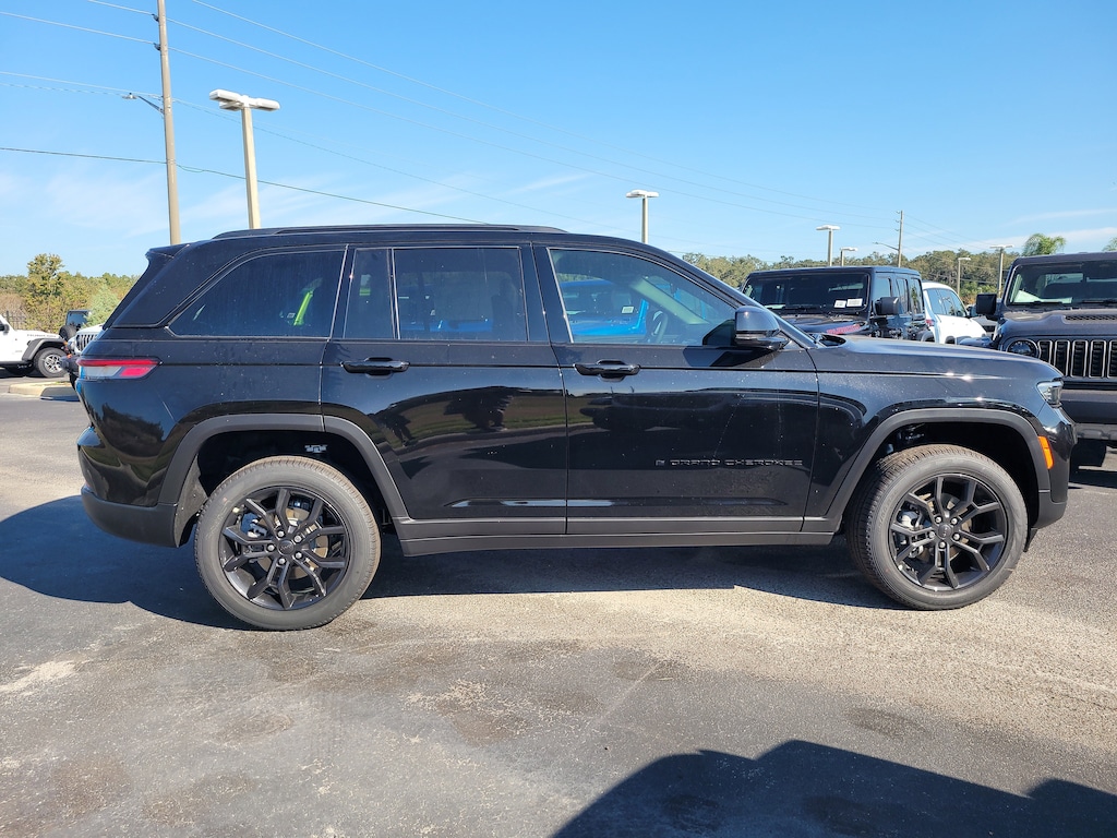 New 2025 Jeep Grand Cherokee LIMITED 4X4 Sport Utility