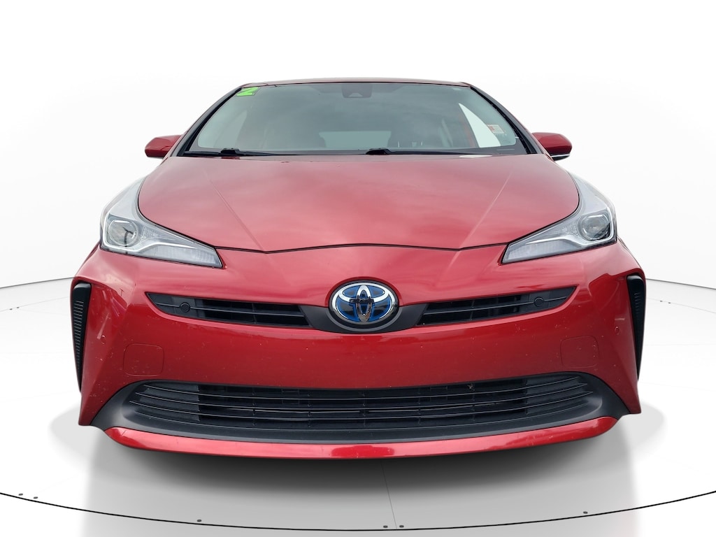 Used 2022 Toyota Prius L Hatchback