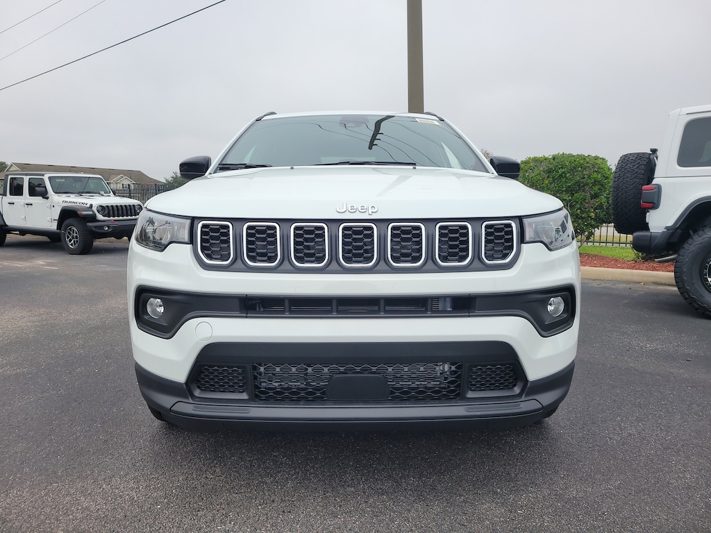 New 2026 Jeep Compass LATITUDE 4X4 Sport Utility