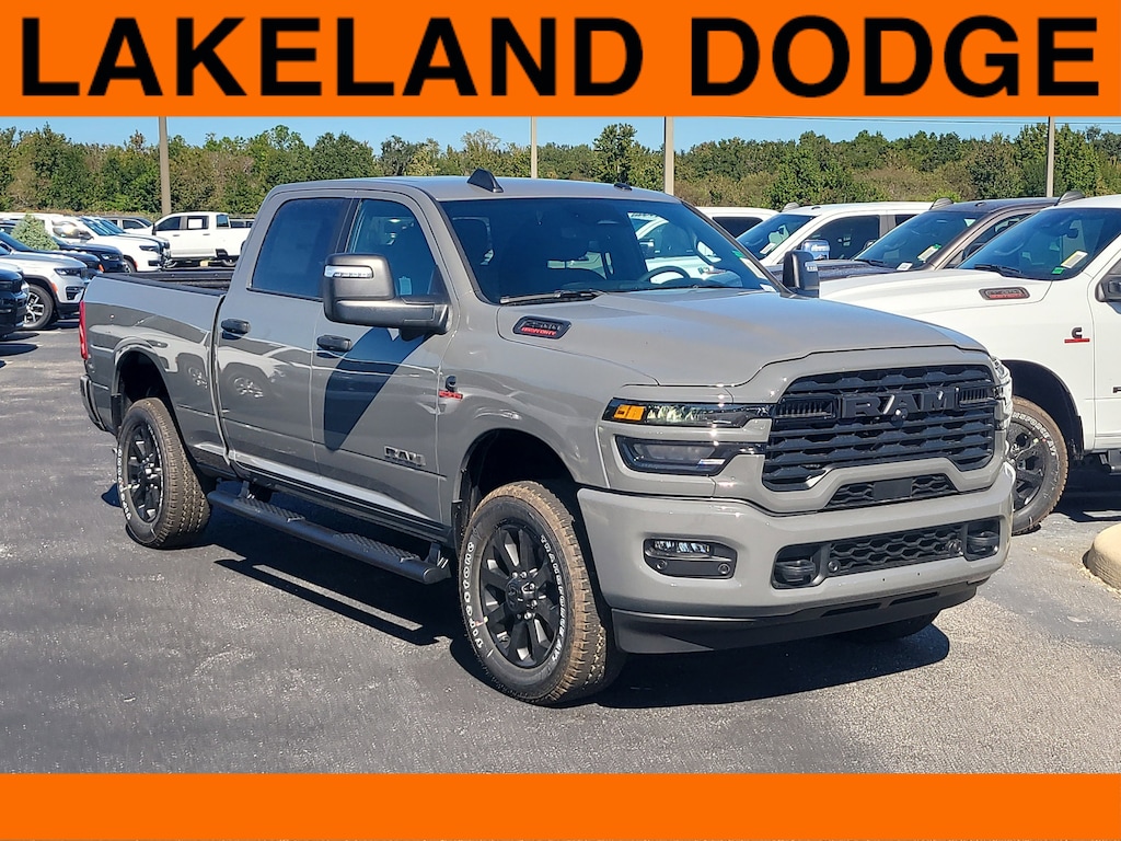 New 2026 Ram 2500 BIG HORN CREW CAB 4X4 6'4 BOX Pickup