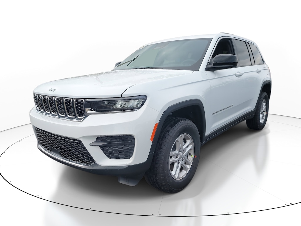 New 2025 Jeep Grand Cherokee LAREDO 4X2 Sport Utility