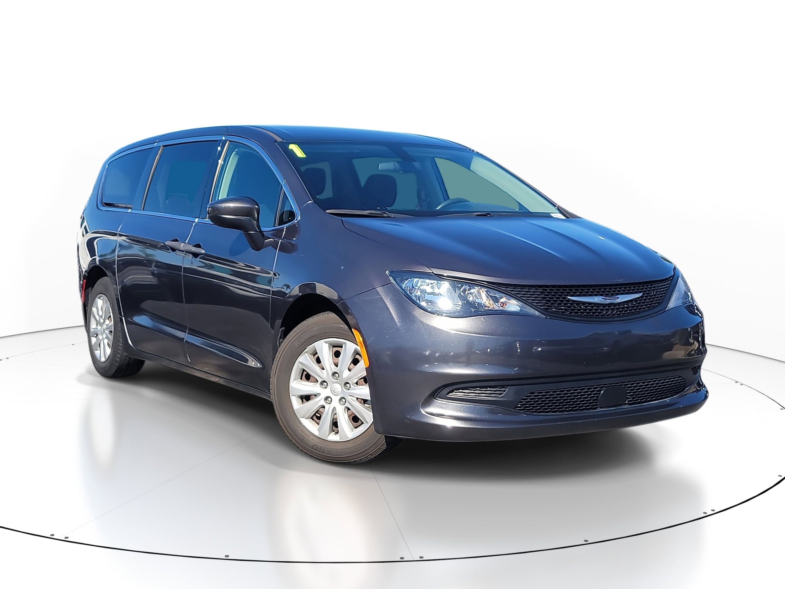 2021 Chrysler Voyager L