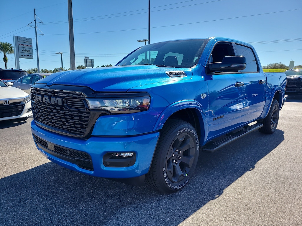 New 2026 Ram 1500 BIG HORN CREW CAB 4X4 5'7 BOX Pickup