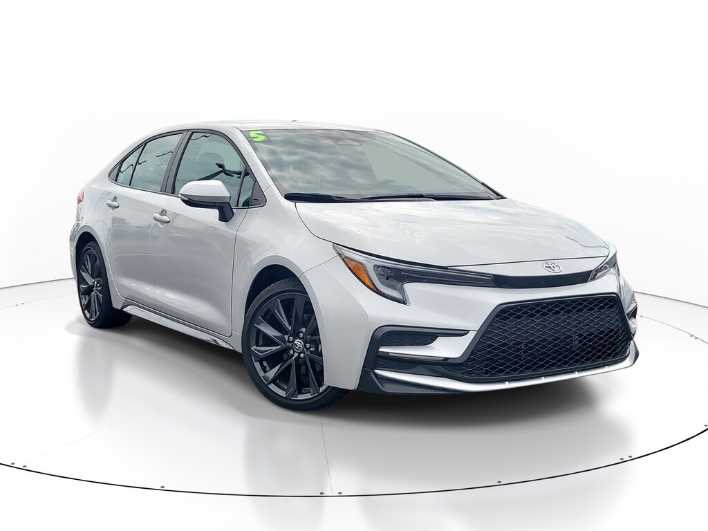 Used 2025 Toyota Corolla SE Sedan