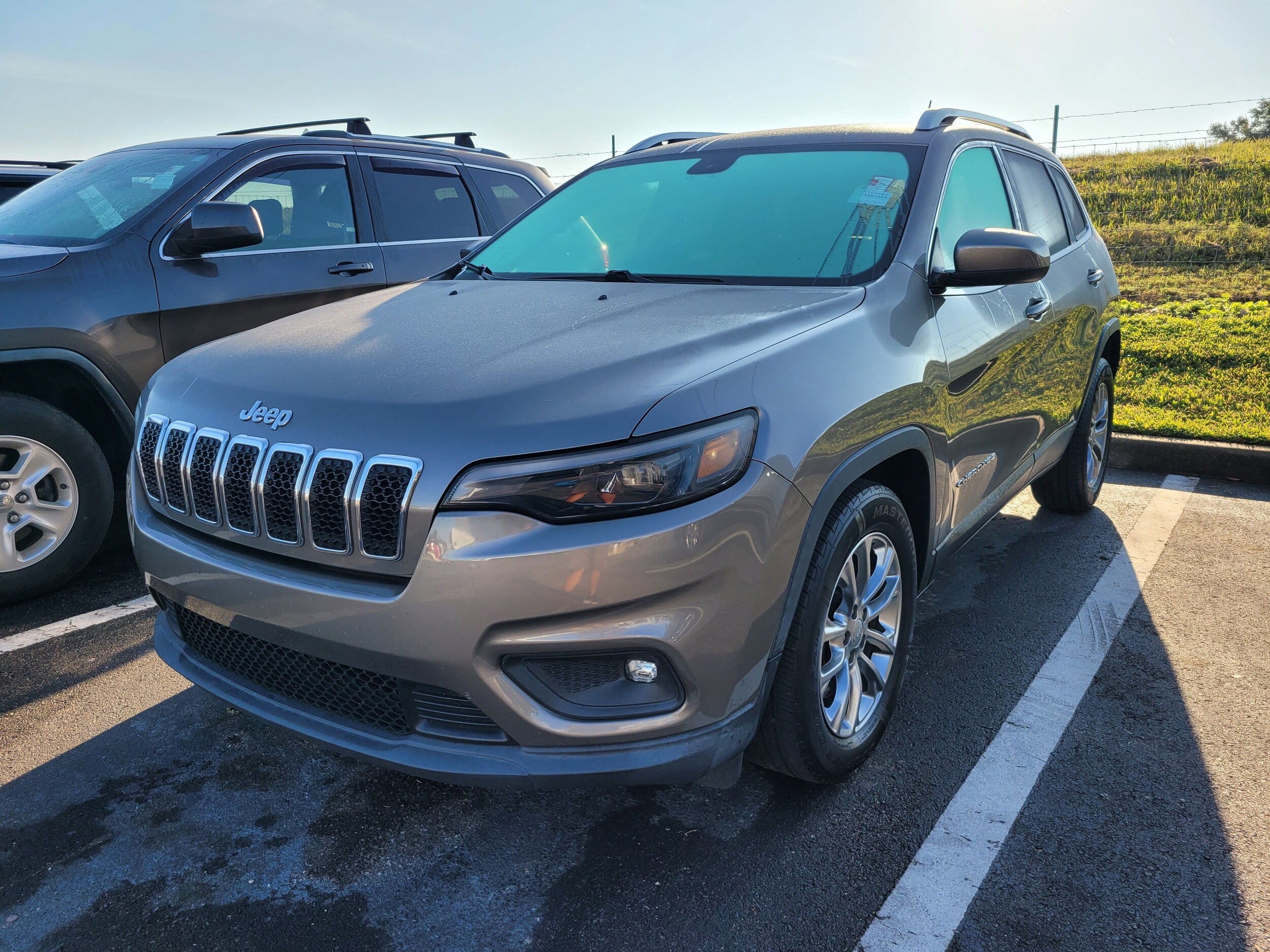 2019 Jeep Cherokee Latitude photo 3
