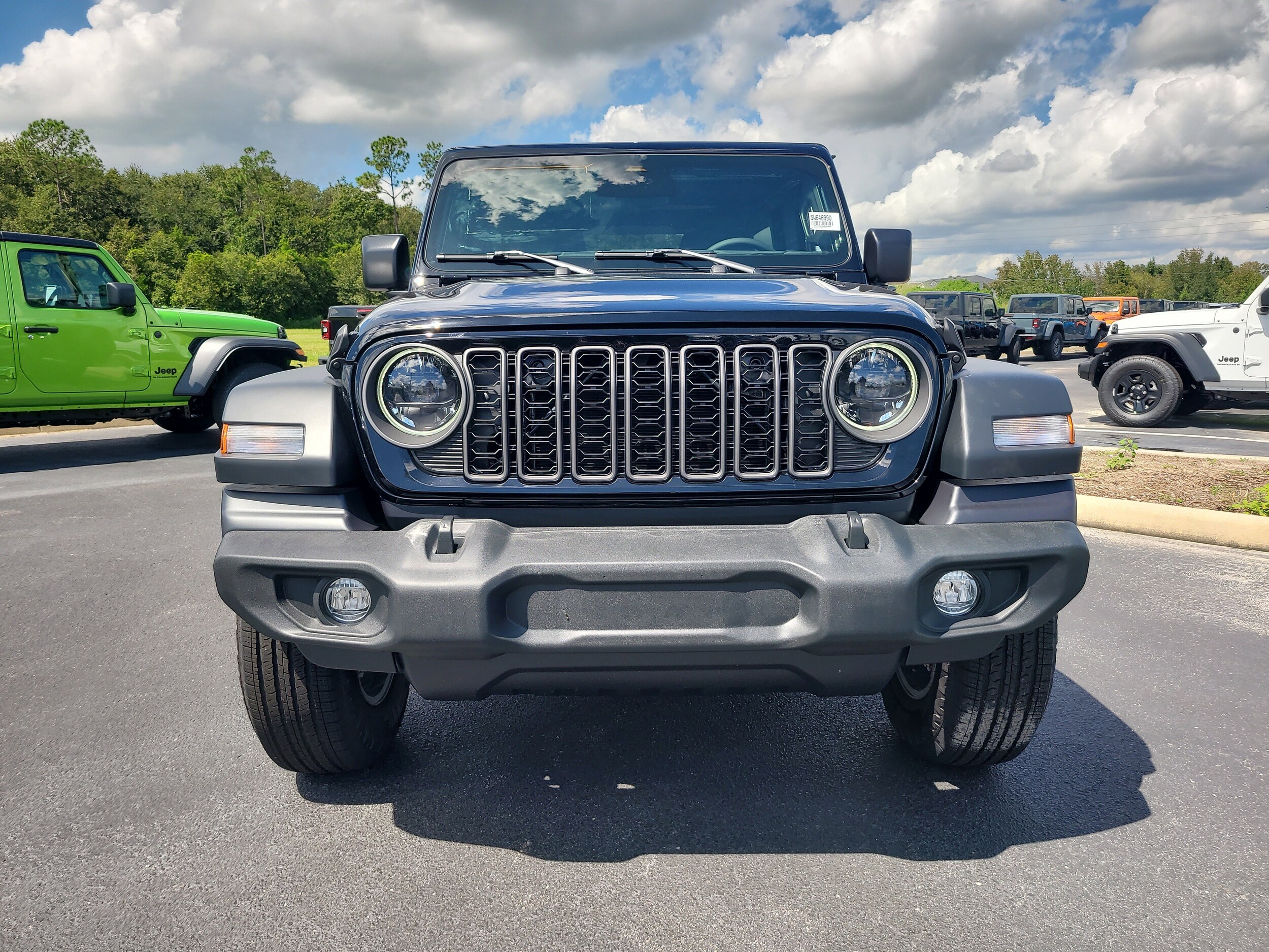 2025 Jeep Wrangler Sport S photo 3