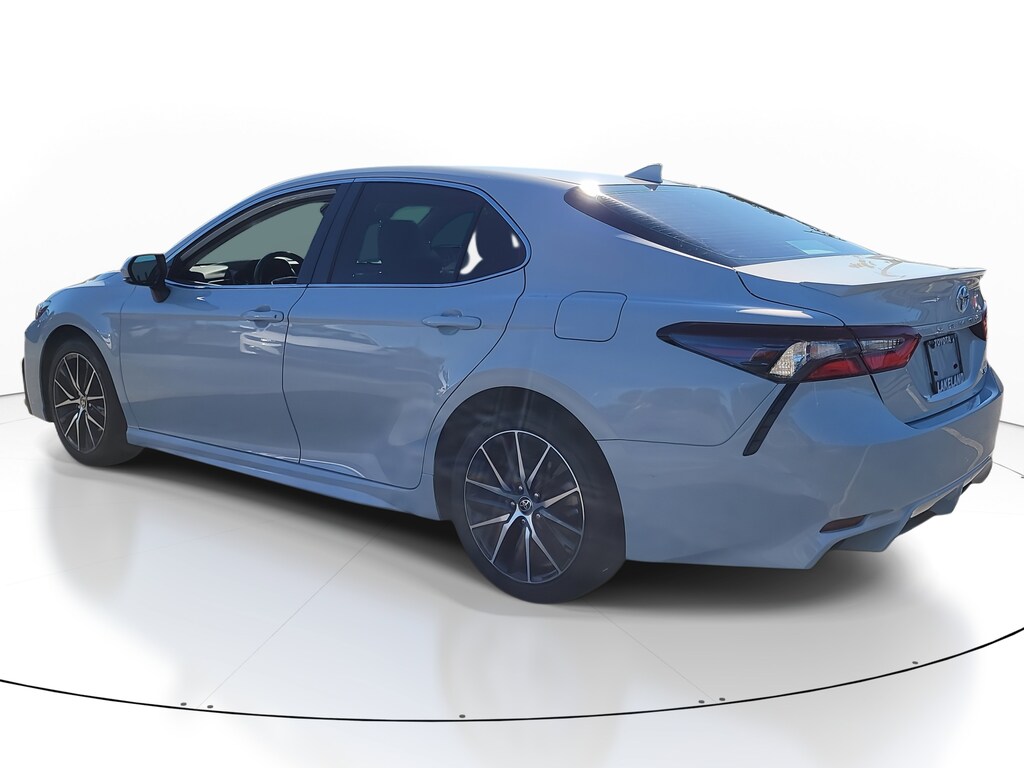 Used 2024 Toyota Camry SE Sedan