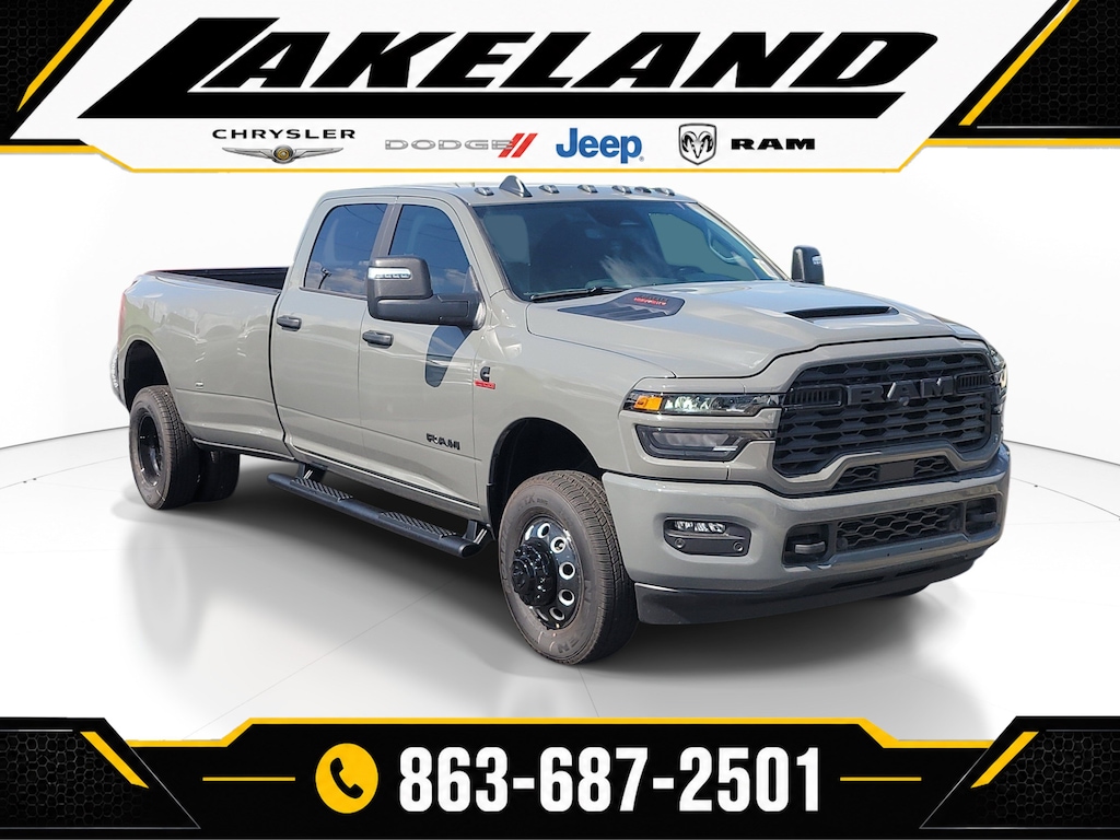 New 2026 Ram 3500 BIG HORN CREW CAB 4X4 8' BOX Pickup