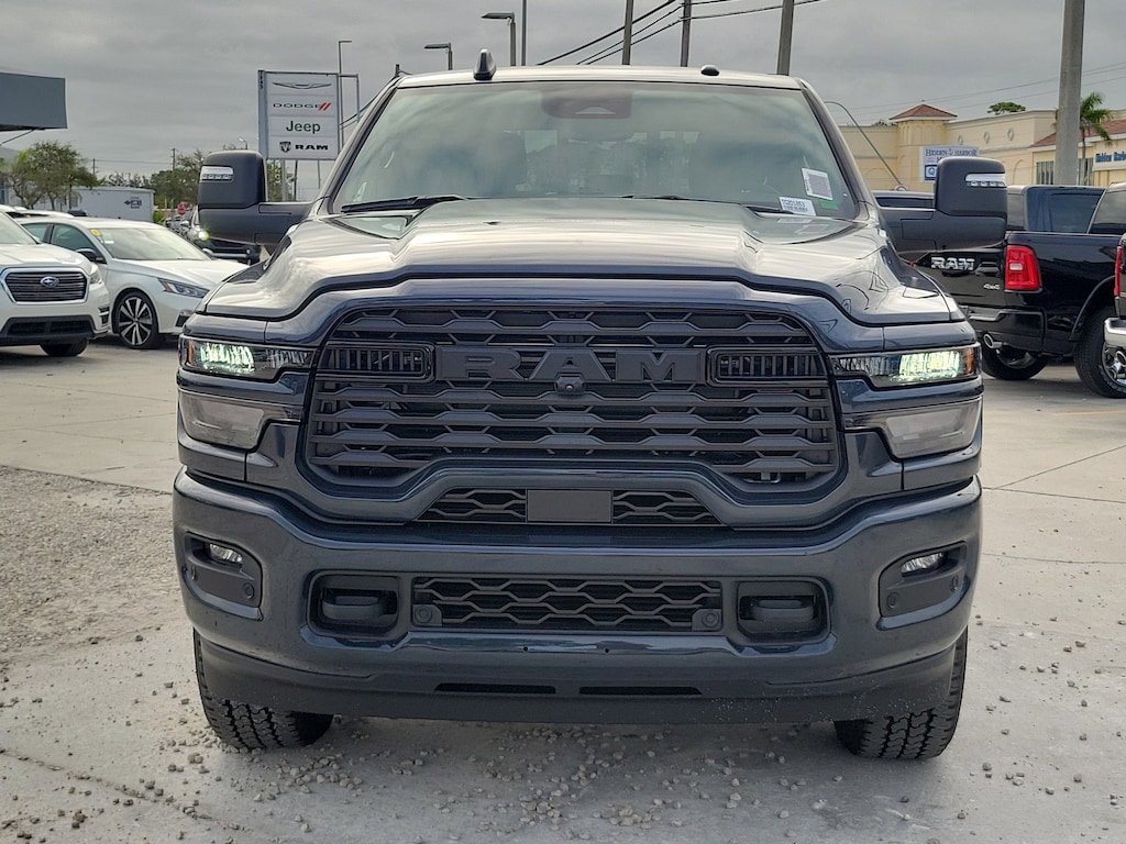 New 2026 Ram 2500 BIG HORN CREW CAB 4X4 6'4 BOX Pickup