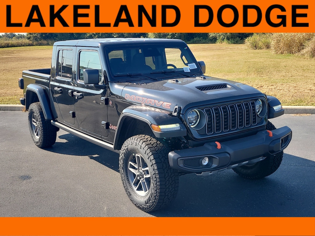 New 2026 Jeep Gladiator MOJAVE 4X4 Pickup