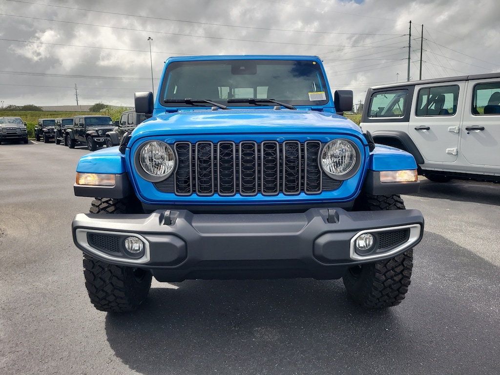 New 2025 Jeep Gladiator HIGH TIDE 4X4 Pickup
