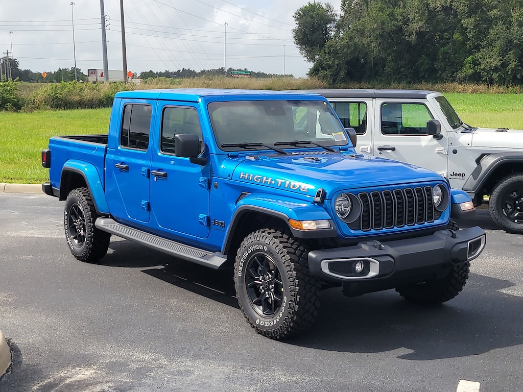 New 2025 Jeep Gladiator HIGH TIDE 4X4 Pickup
