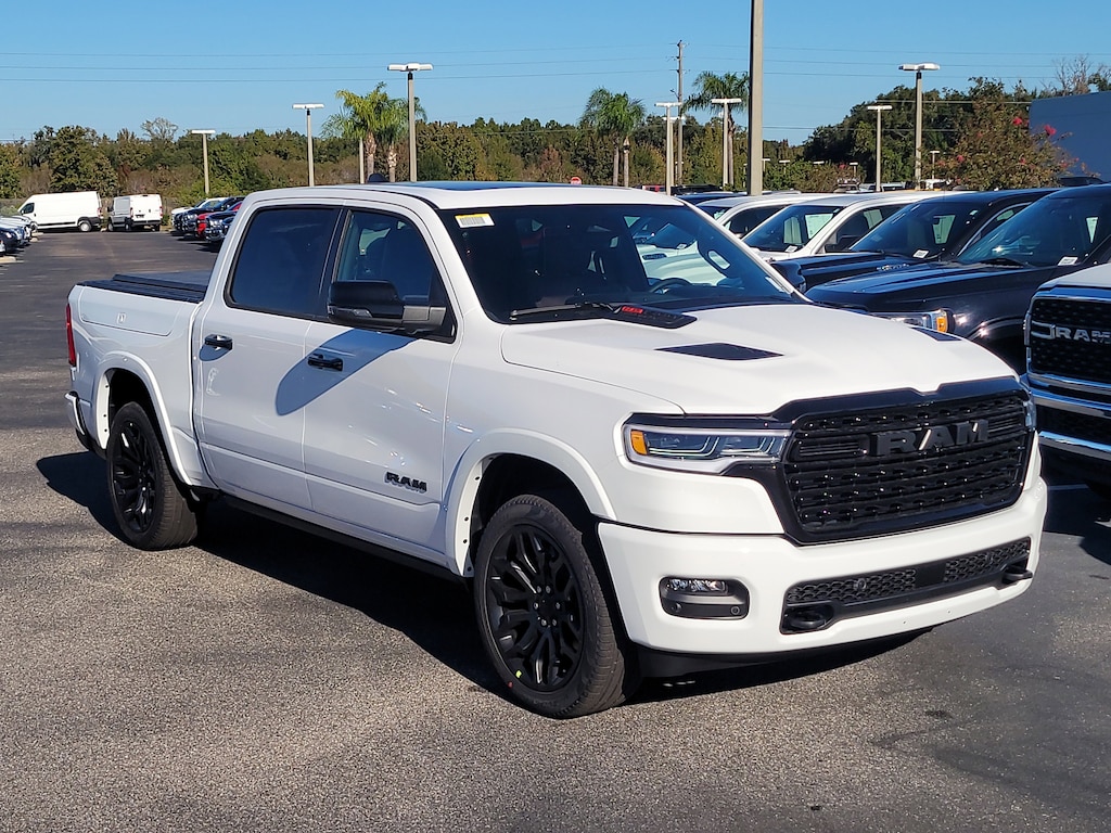 New 2026 Ram 1500 LIMITED CREW CAB 4X4 5'7 BOX Pickup