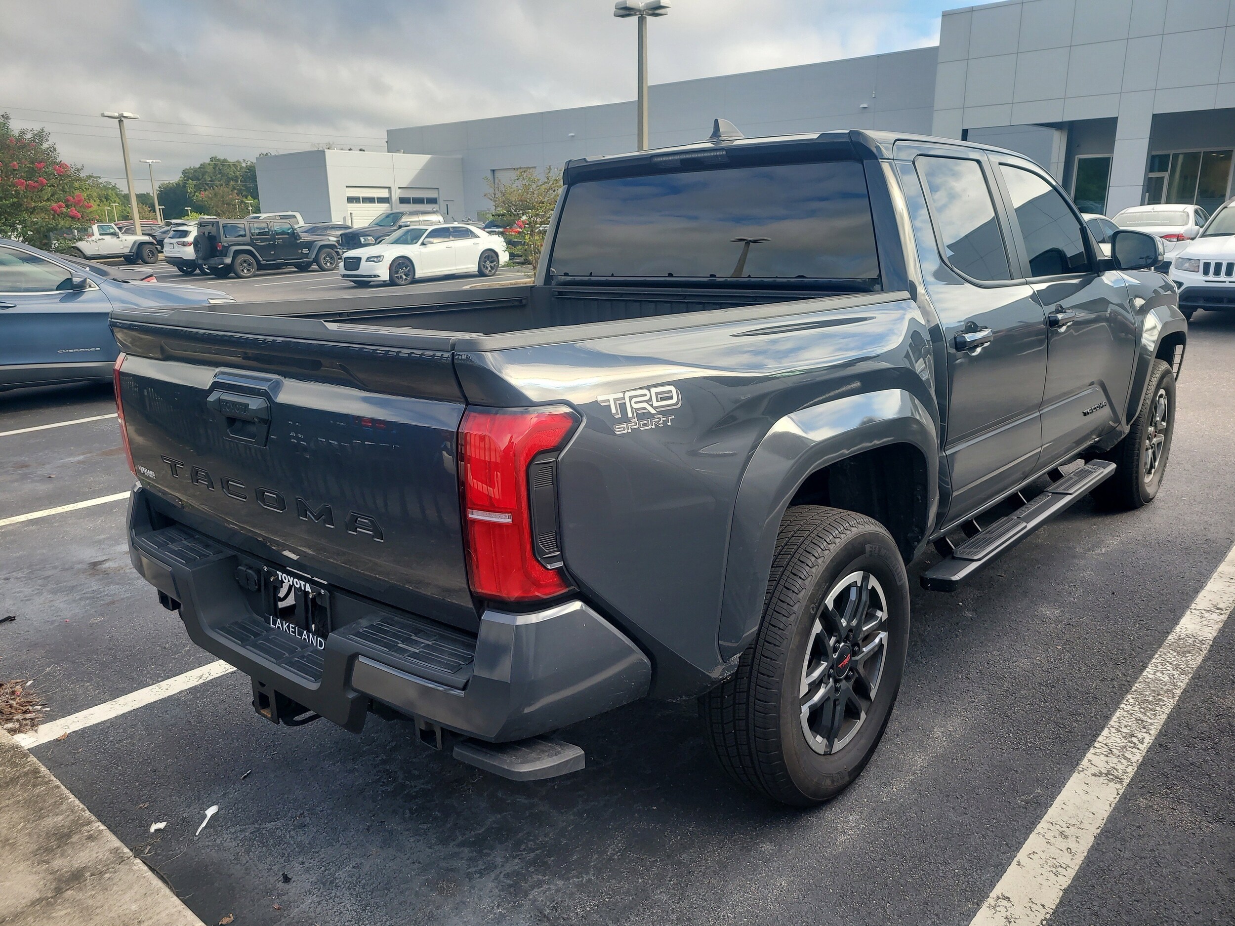 2024 Toyota Tacoma TRD Sport photo 4