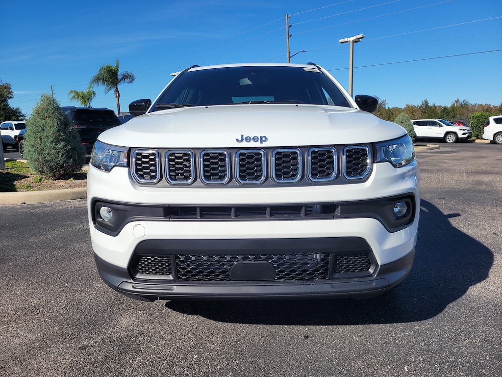 New 2026 Jeep Compass LATITUDE ALTITUDE 4X4 Sport Utility