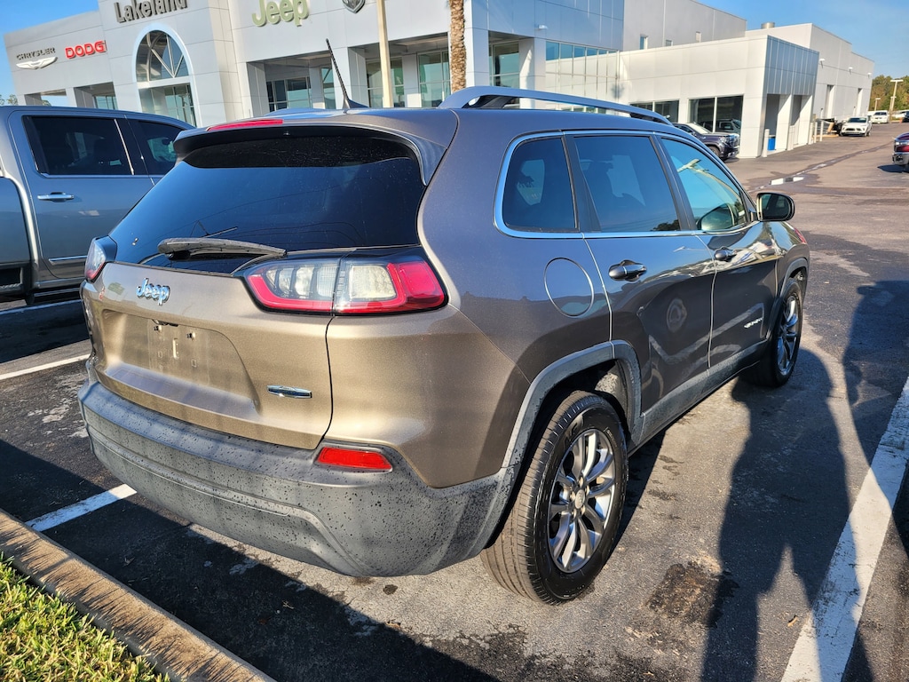 Used 2019 Jeep Cherokee Latitude Plus FWD SUV