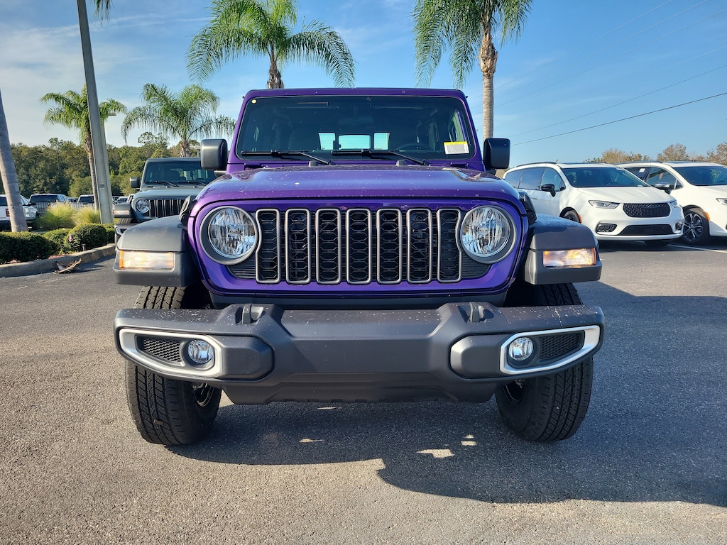 New 2026 Jeep Gladiator SPORT 4X4 Pickup