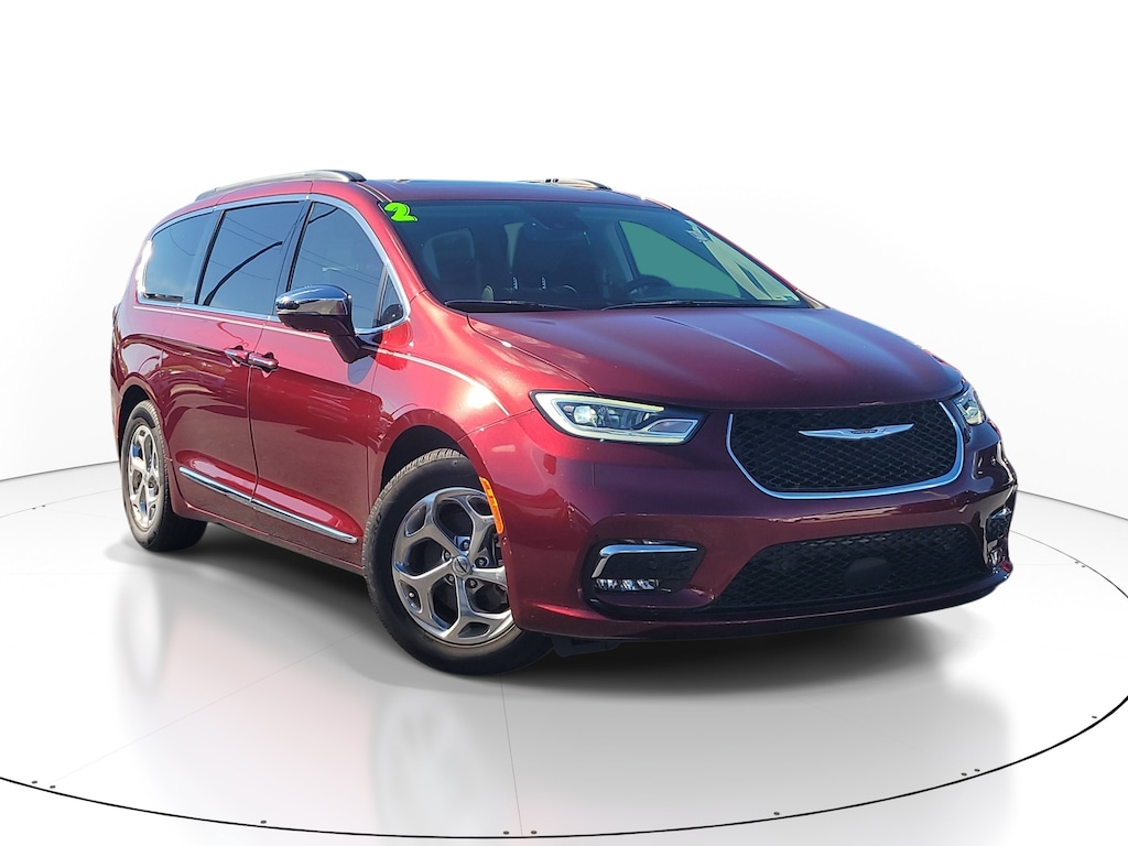 Used 2022 Chrysler Pacifica Limited Van Passenger Van