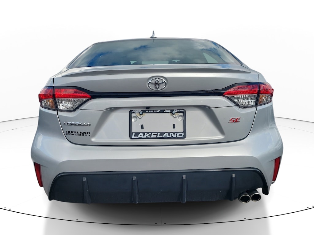 Used 2025 Toyota Corolla SE Sedan