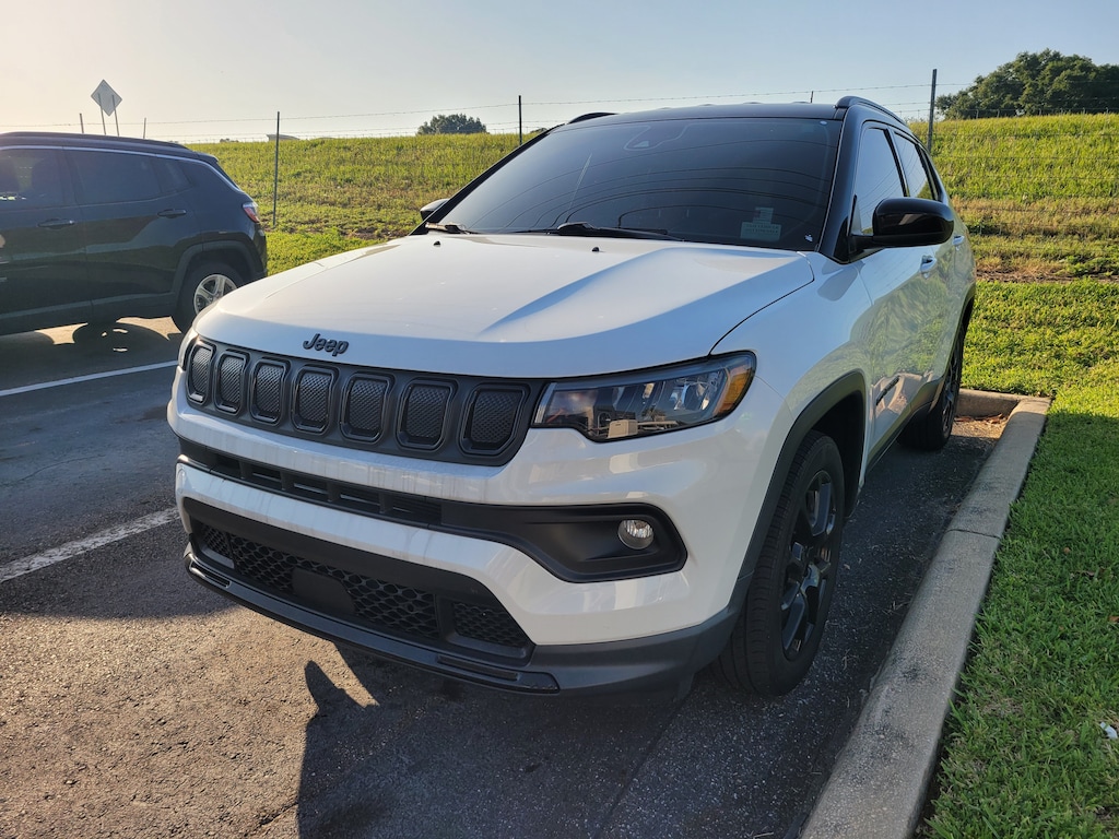 Used 2022 Jeep Compass Latitude SUV