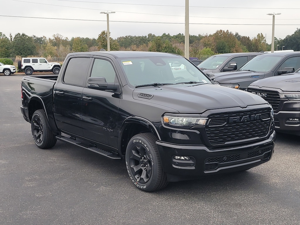 New 2026 Ram 1500 BIG HORN CREW CAB 4X2 5'7 BOX Pickup
