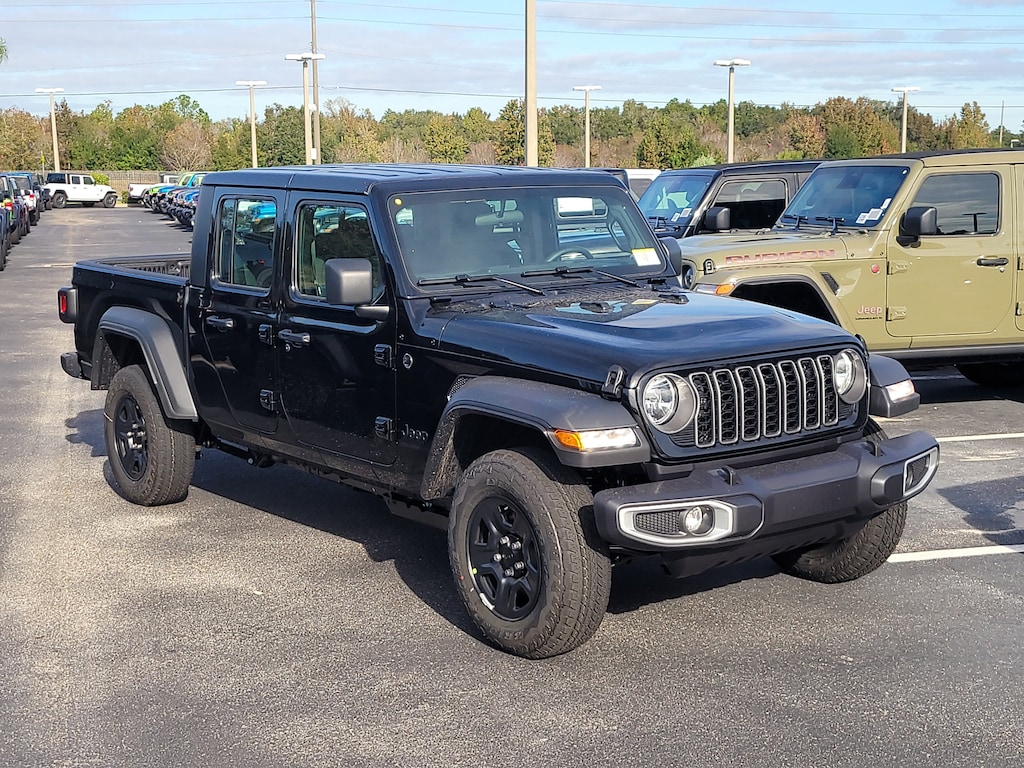 New 2026 Jeep Gladiator SPORT 4X4 Pickup