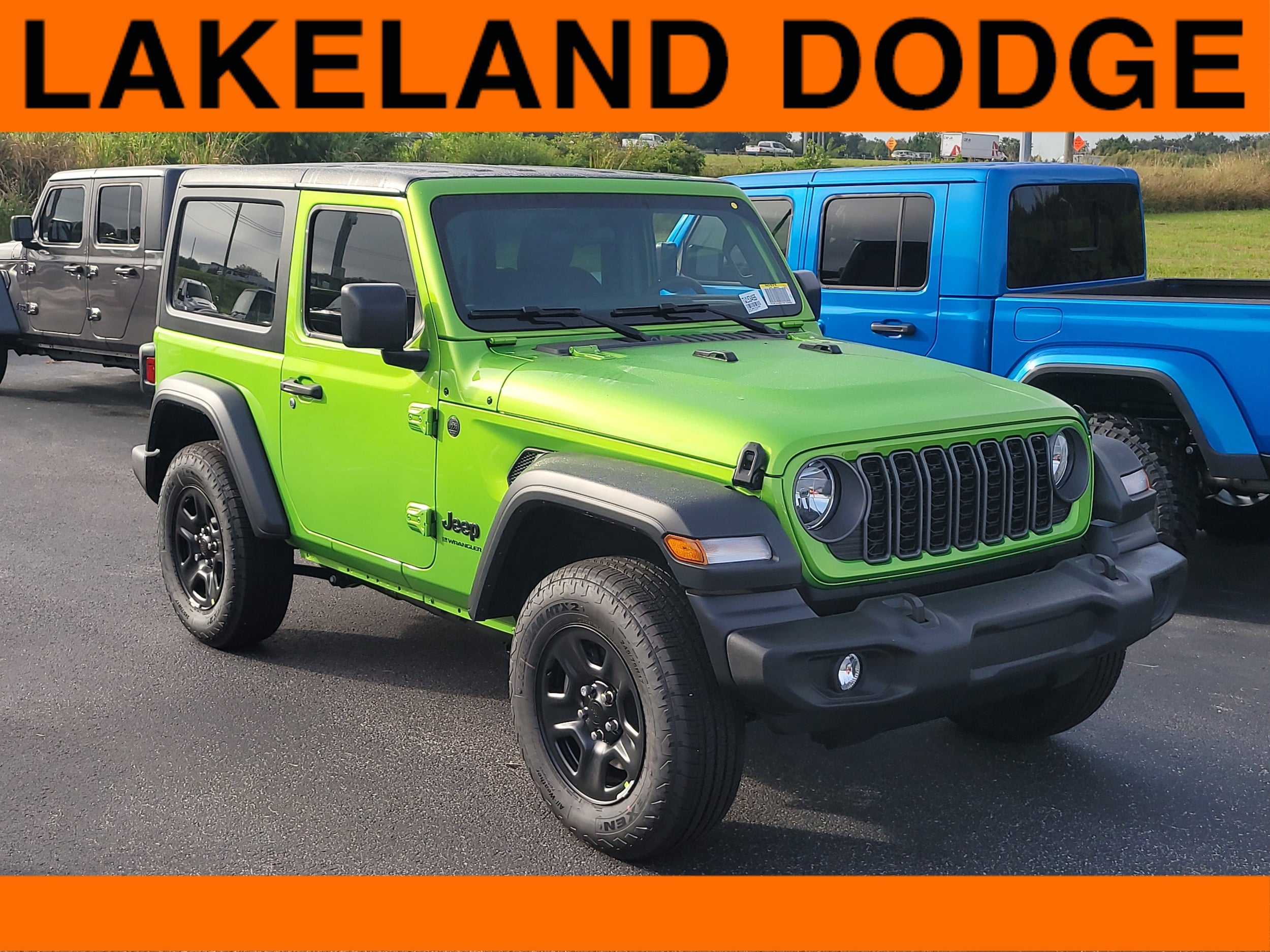 2026 Jeep Wrangler 2-Door Sport's photo