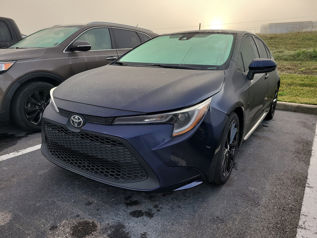 Used 2022 Toyota Corolla LE Sedan