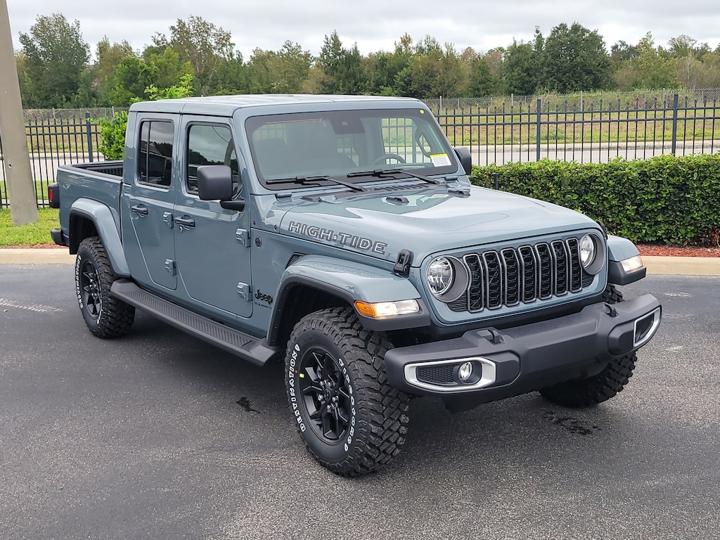 New 2025 Jeep Gladiator HIGH TIDE 4X4 Pickup