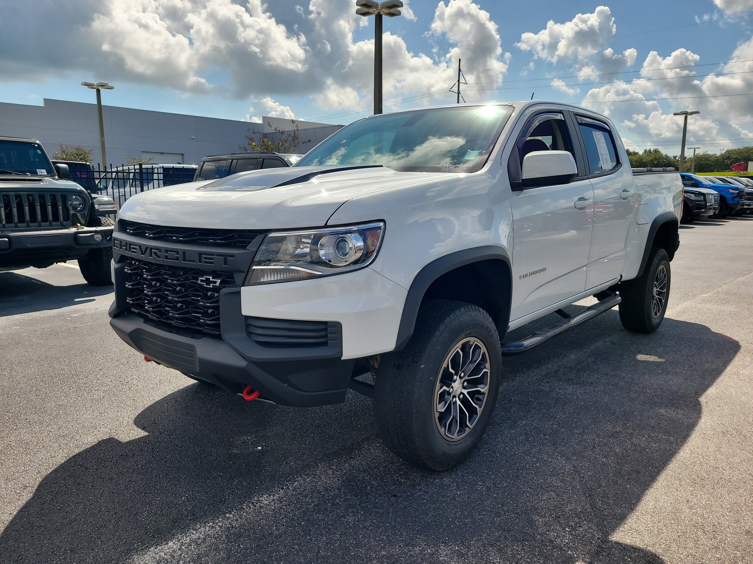 2022 Chevrolet Colorado ZR2 photo 3