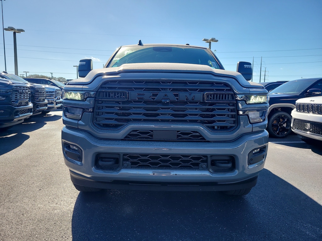 New 2026 Ram 2500 BIG HORN CREW CAB 4X4 6'4 BOX Pickup