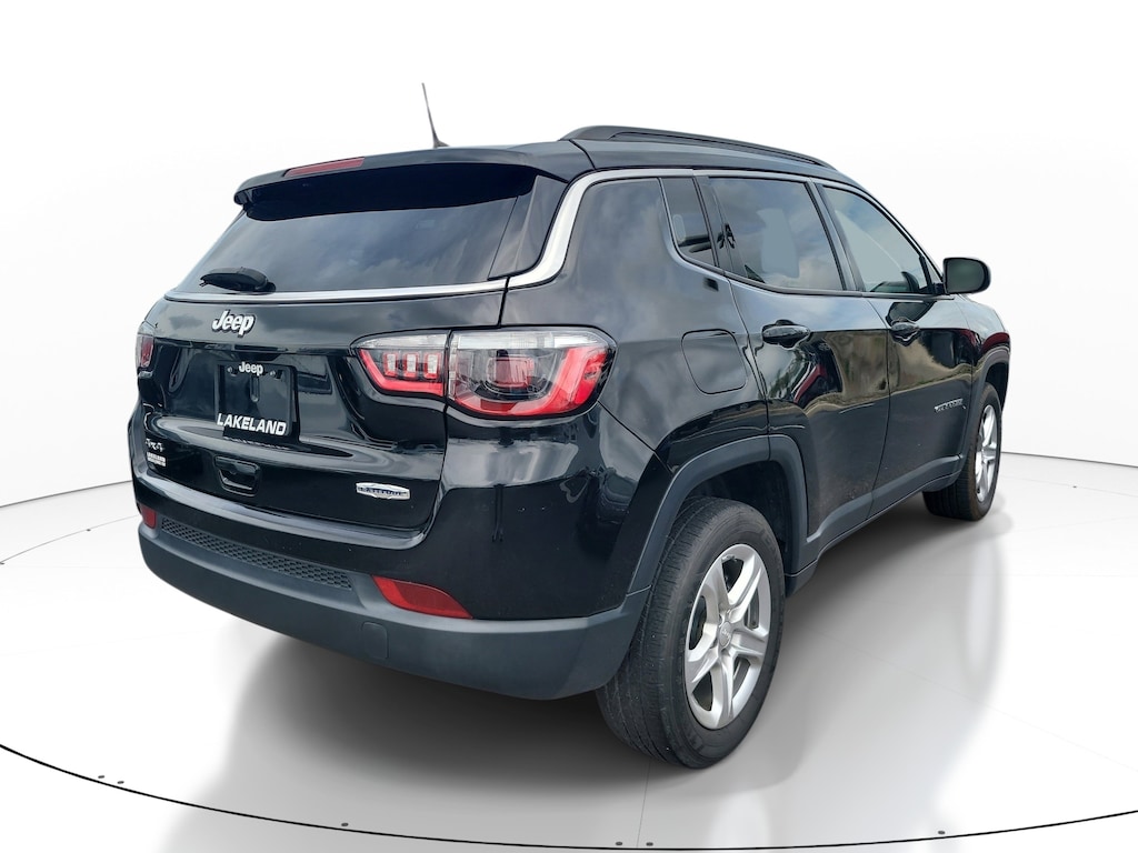 Used 2023 Jeep Compass Latitude SUV