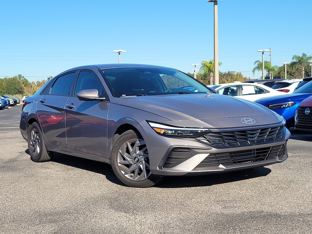 Used 2024 Hyundai Elantra SEL Sedan