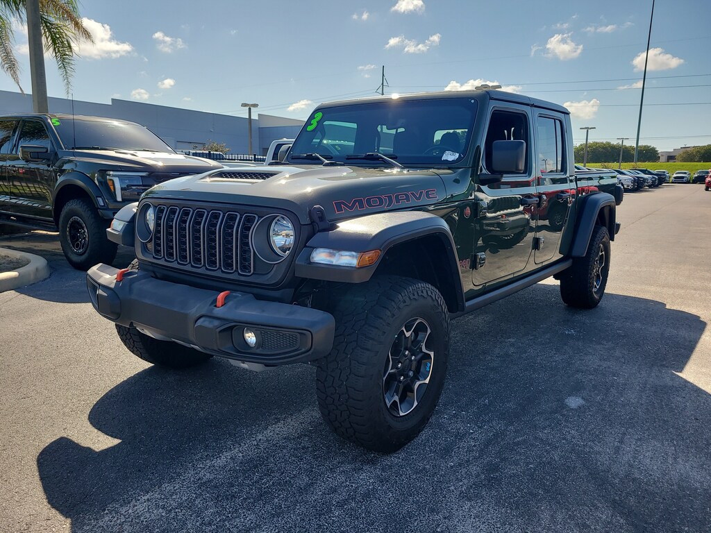 Used 2023 Jeep Gladiator Mojave Truck Crew Cab