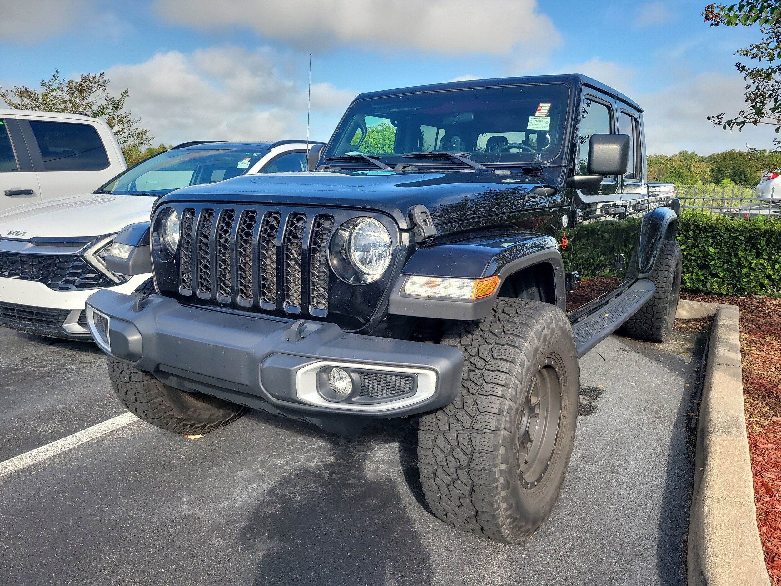 2021 Jeep Gladiator Sport S photo 3