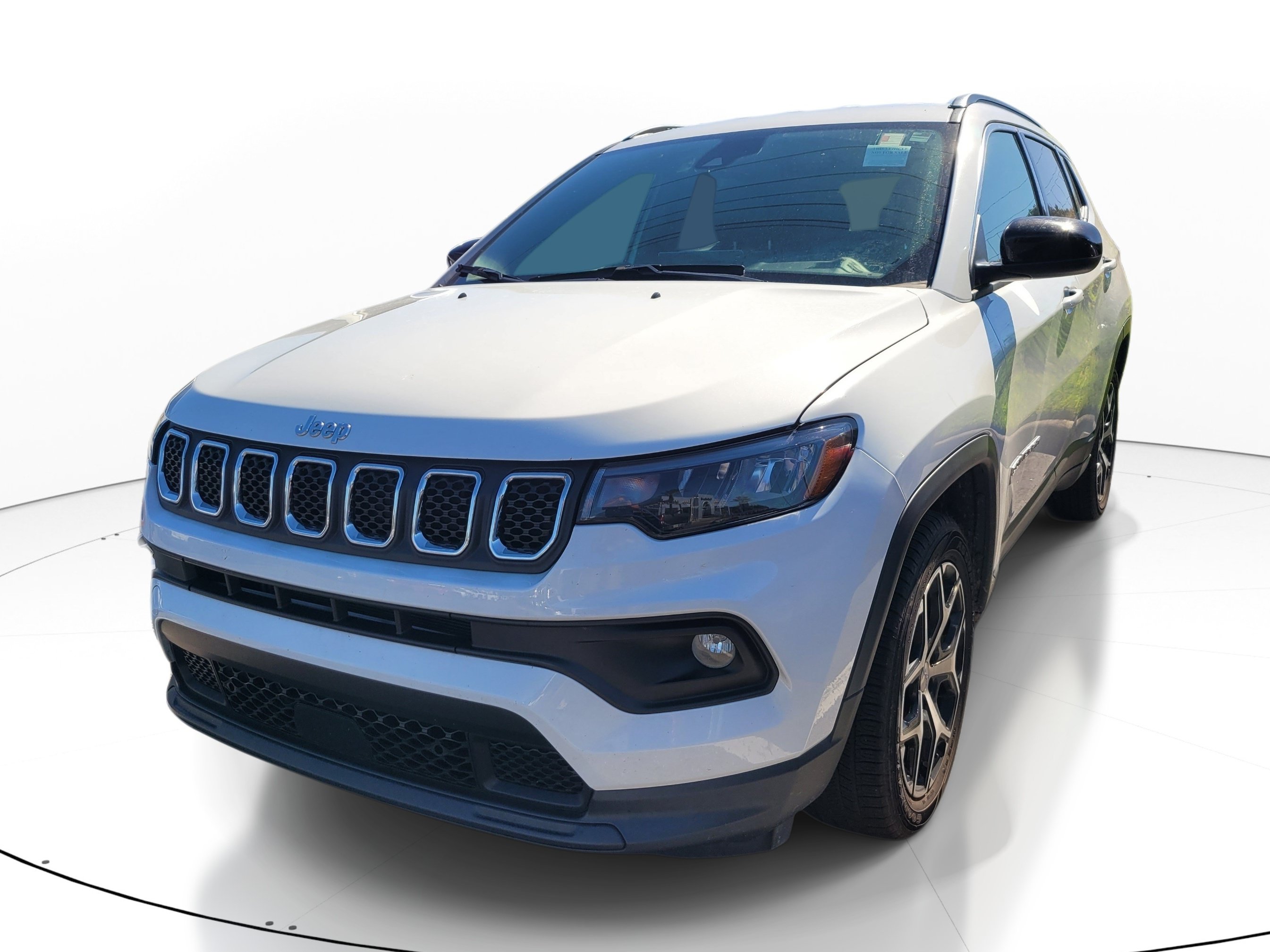 Used 2024 Jeep Compass Latitude SUV