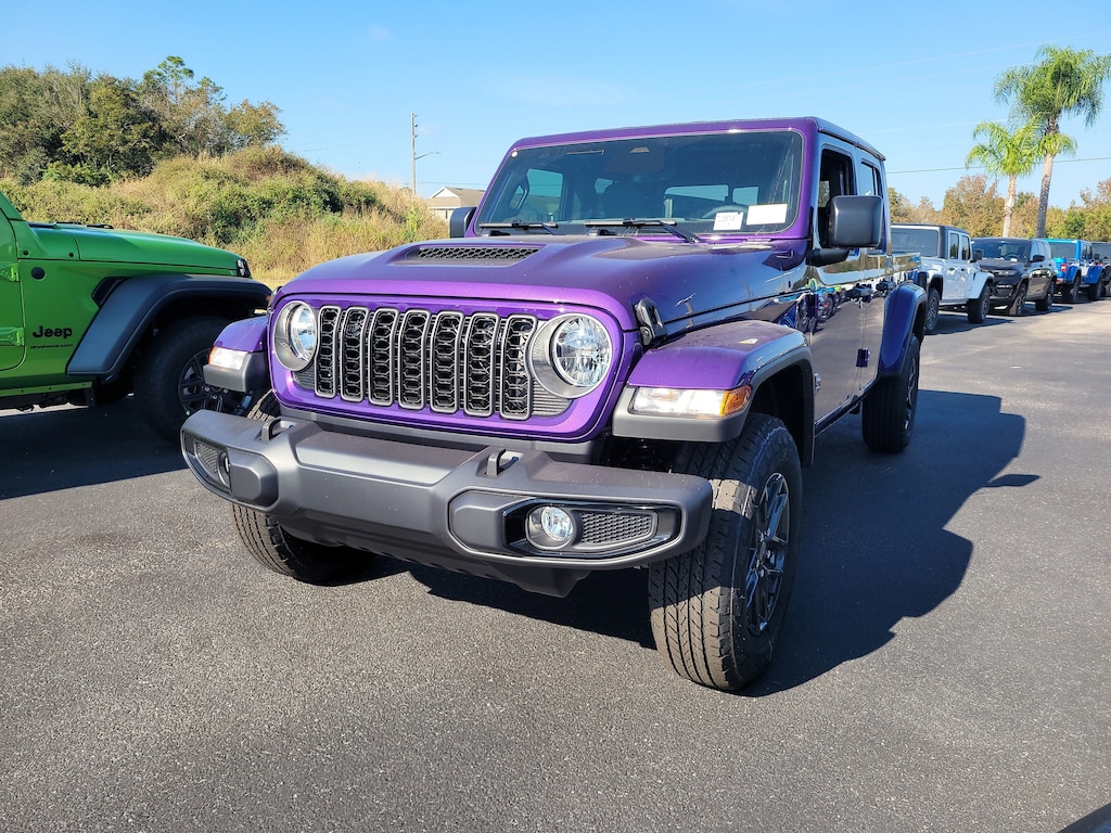 New 2026 Jeep Gladiator SPORT S 4X4 Pickup